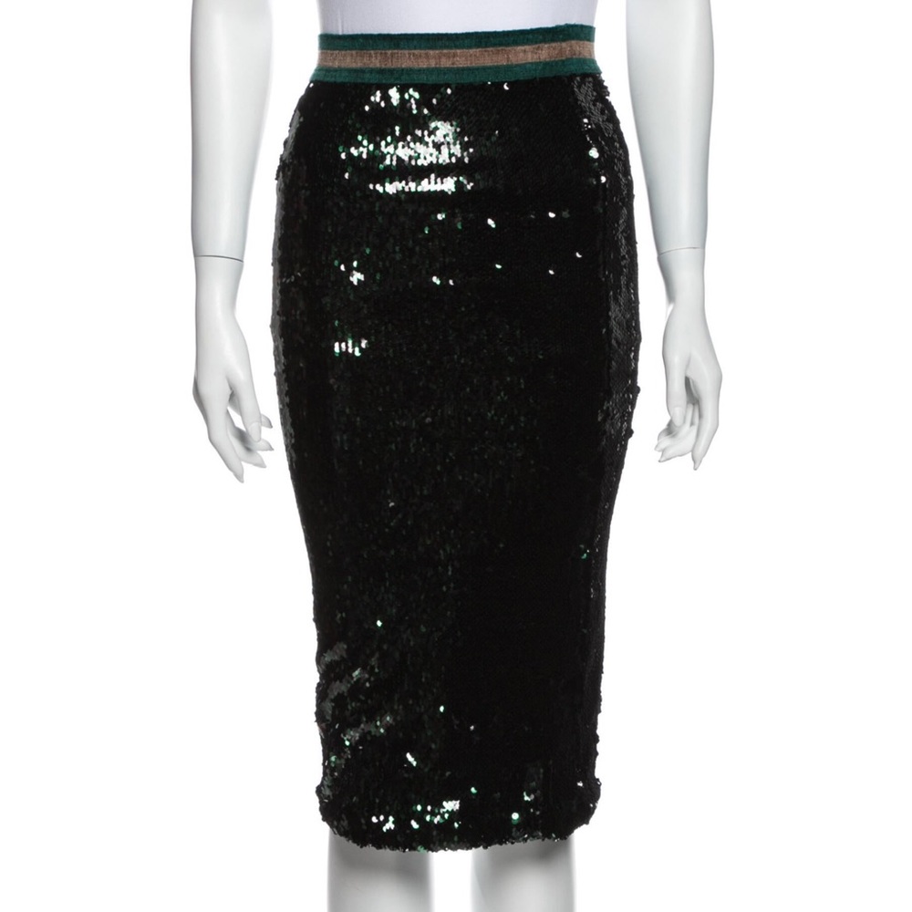 ✨Le Superbe Knee-Length Skirt✨